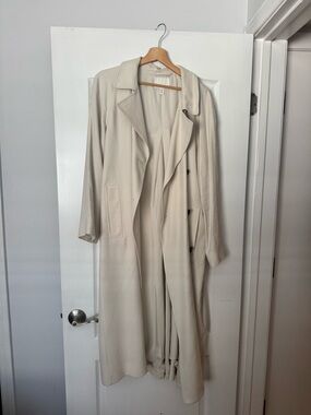 H&M Cream Lightweight Jacket